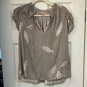 Philosophy Taupe Sheer Leaf-Print Peasant Top